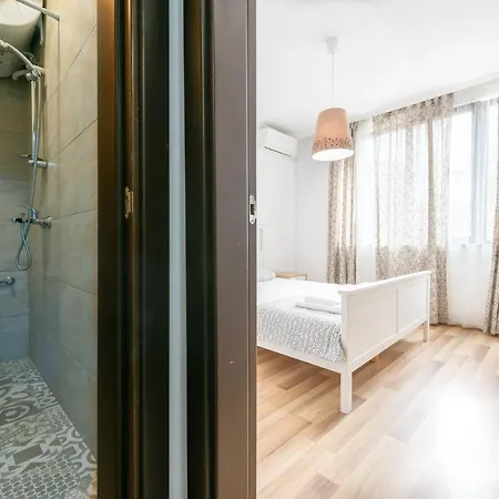 Top Central Apartment Near The Sea Garden Varna