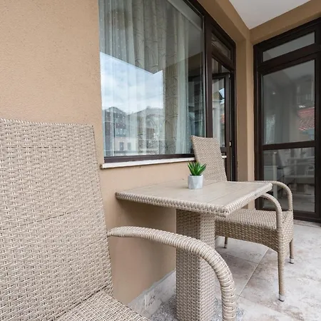 Top Central Apartment Near The Sea Garden Appartamento *