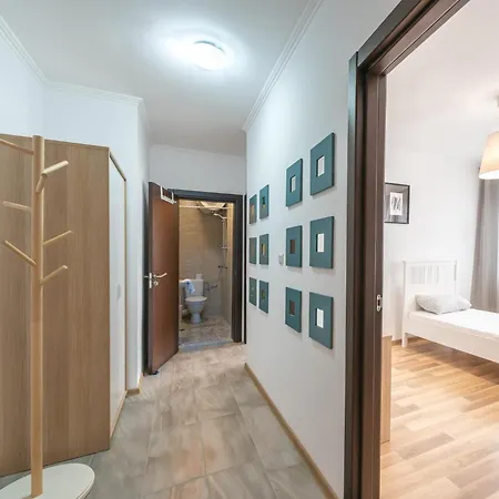 Top Central Apartment Near The Sea Garden *