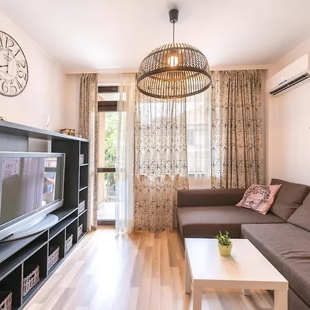 Top Central Apartment Near The Sea Garden Appartamento